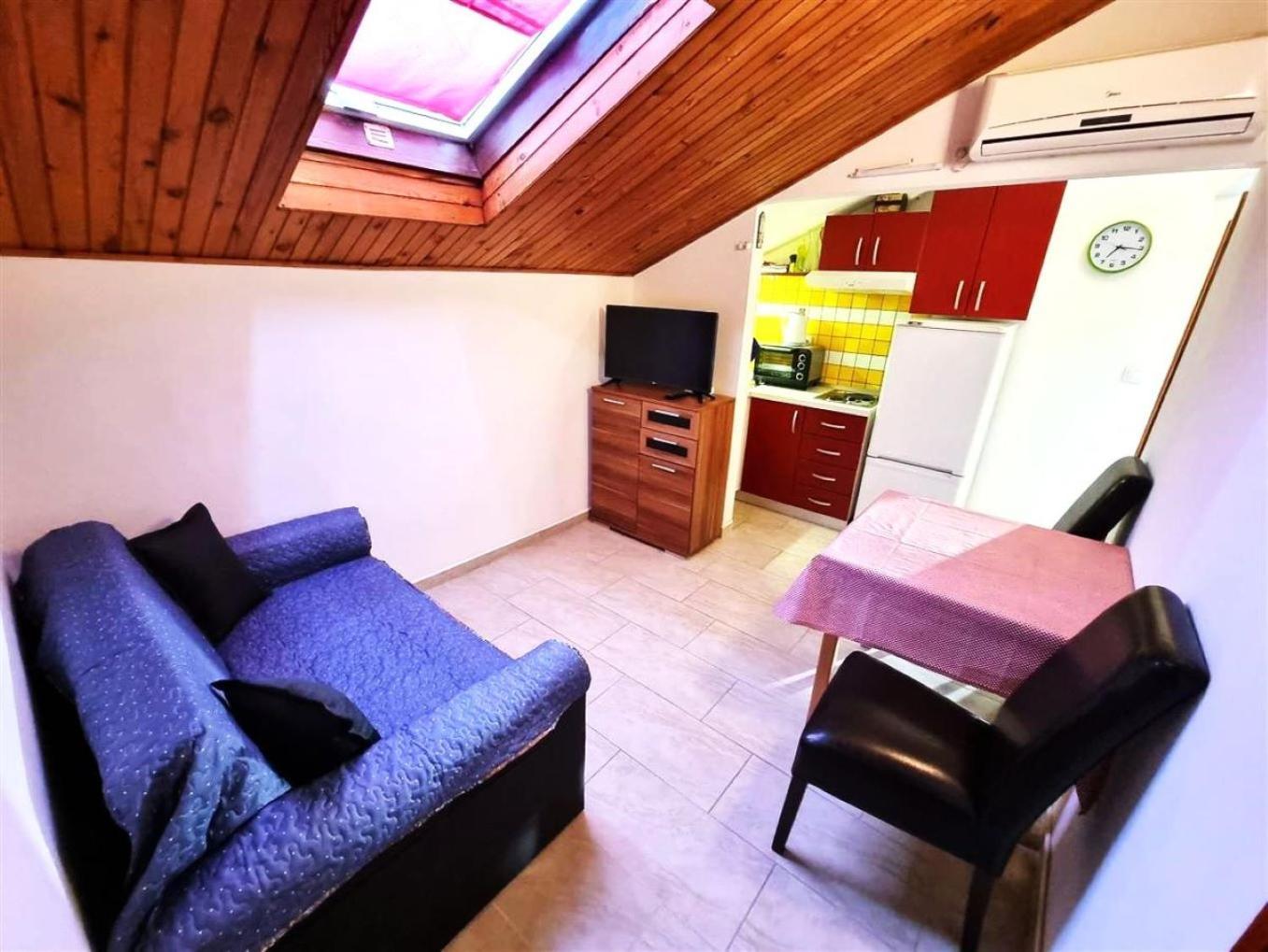 Apartmani Banic Postira Exterior photo