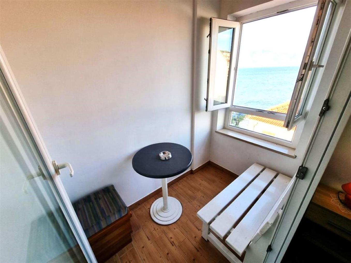 Apartmani Banic Postira Exterior photo