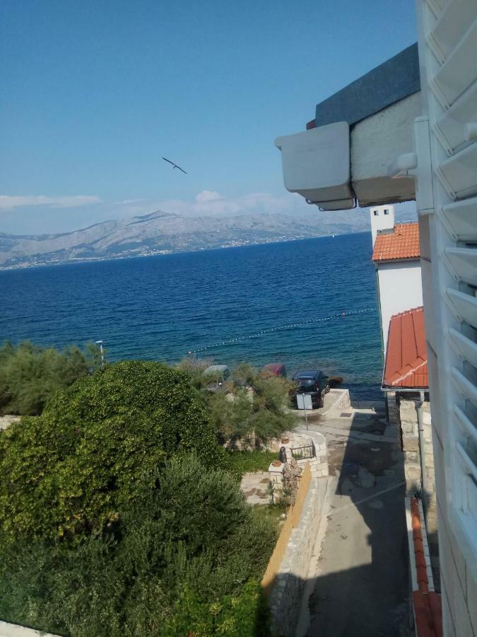 Apartmani Banic Postira Exterior photo